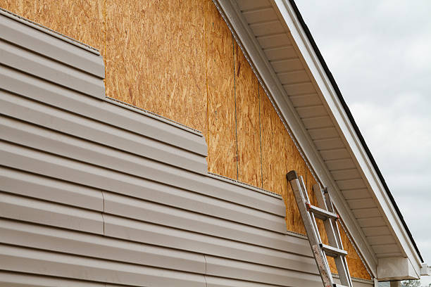 24/7 Emergency Vinyl Siding experts in Georgetown, IL